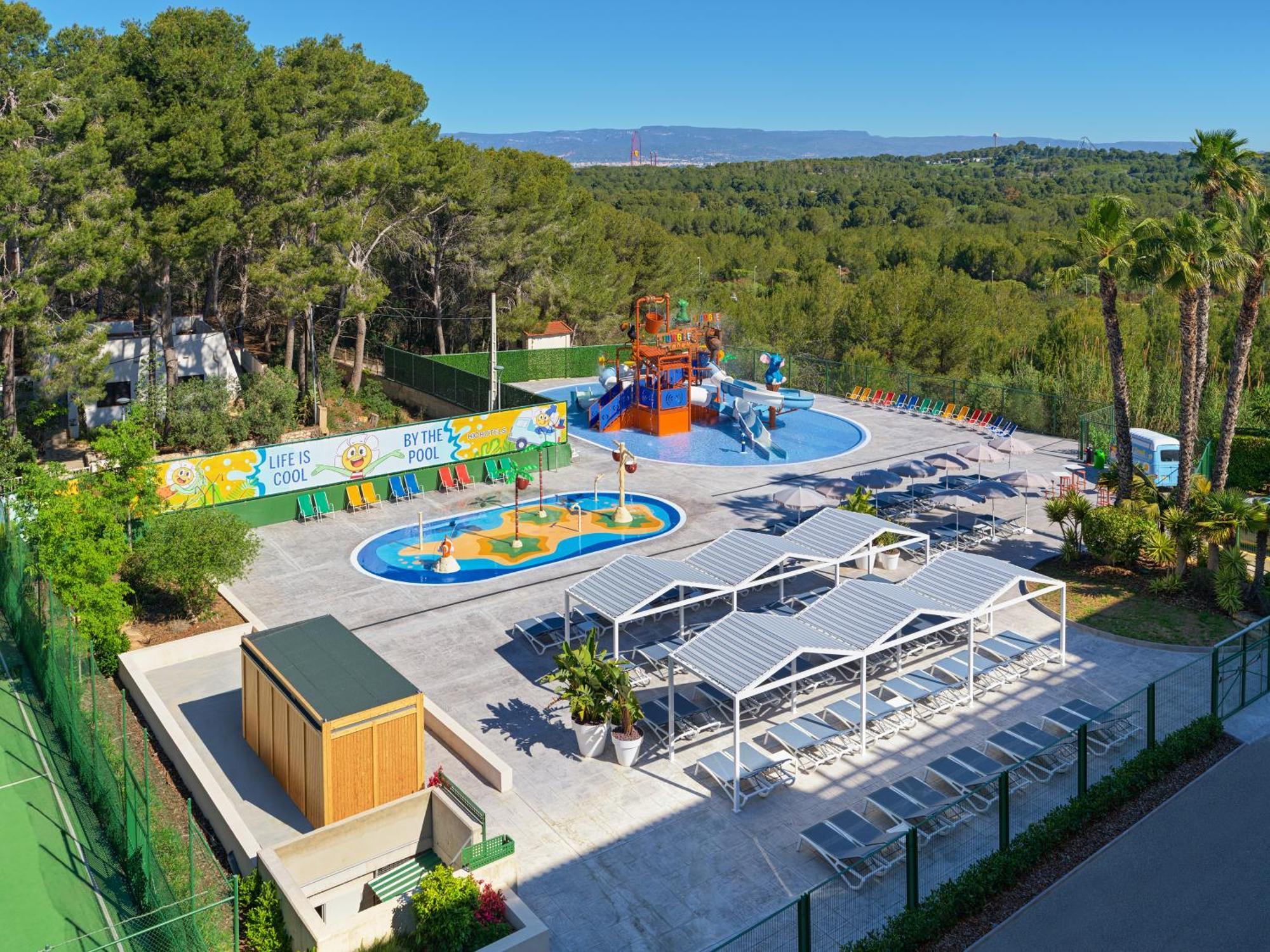 H10 Mediterranean Village Salou Exterior foto